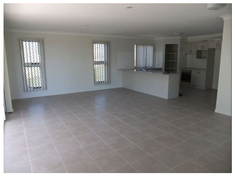 80 Outlook Drive, Waterford QLD 4133