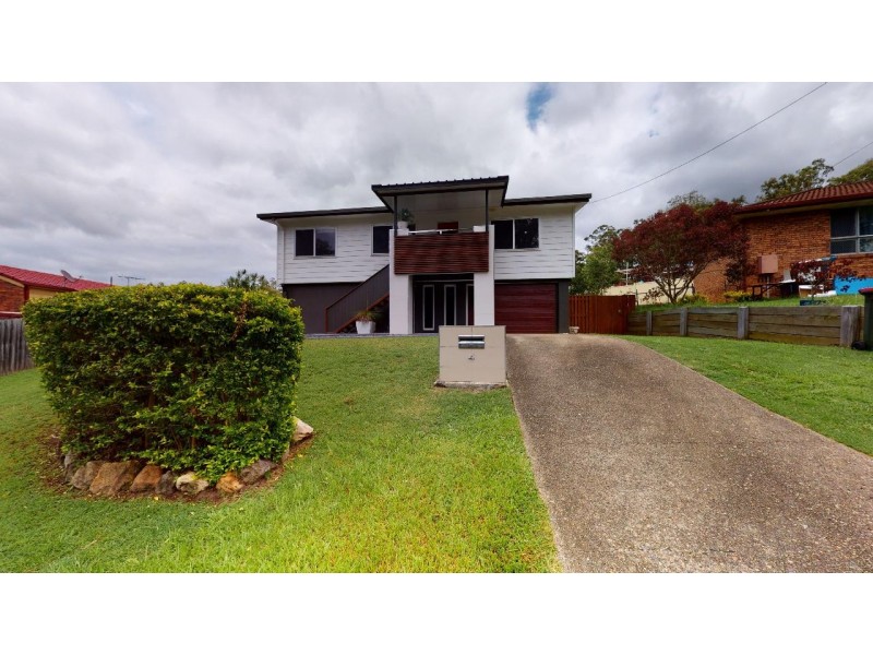 4 Surveyor Street, Seventeen Mile Rocks QLD 4073