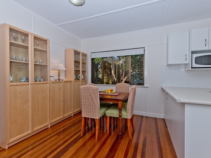 32 Thuruna Street, Stafford QLD 4053