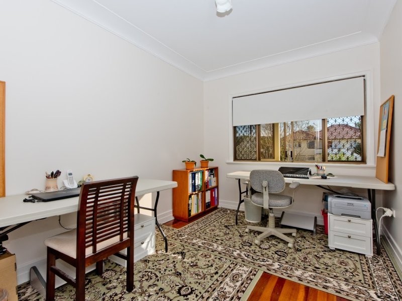32 Thuruna Street, Stafford QLD 4053