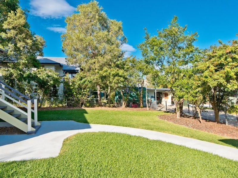 32 Thuruna Street, Stafford QLD 4053