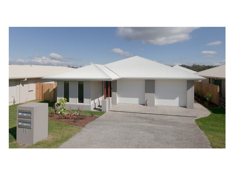 2/32 Arburry Crescent, Brassall QLD 4305