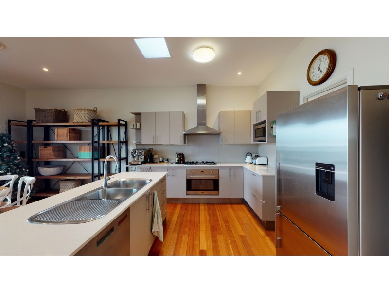 61 Hamilton Street, Sherwood QLD 4075