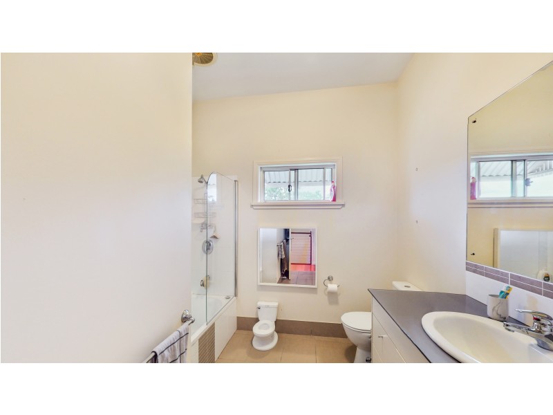 61 Hamilton Street, Sherwood QLD 4075