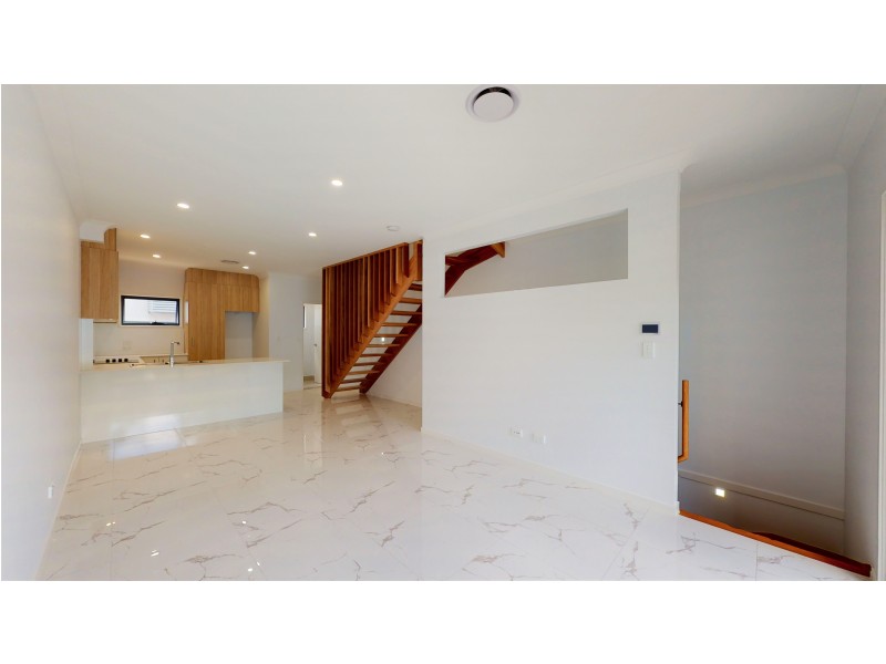 2/33 Selborne Street, Mount Gravatt East QLD 4122