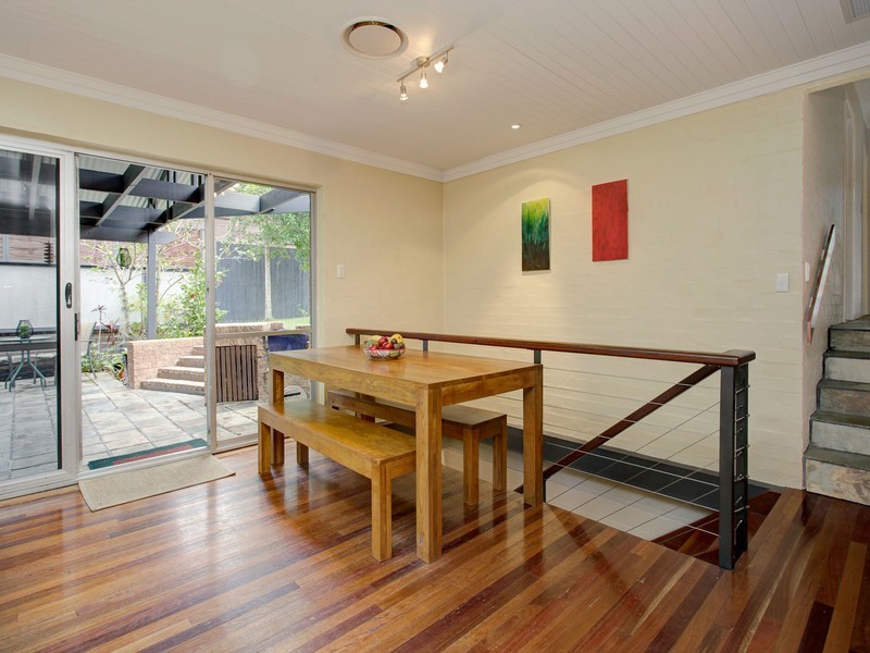 47 Venerable Street, Seventeen Mile Rocks QLD 4073