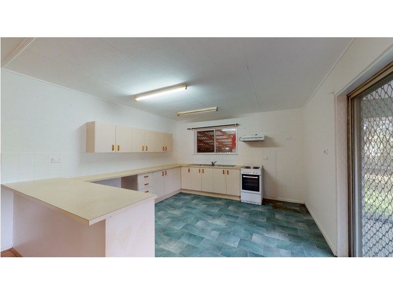 8 Canterbury Lane, Bethania QLD 4205