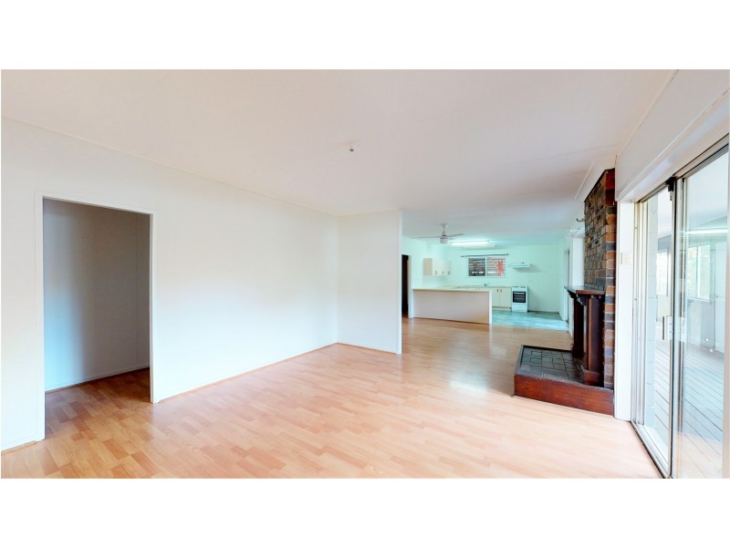 8 Canterbury Lane, Bethania QLD 4205