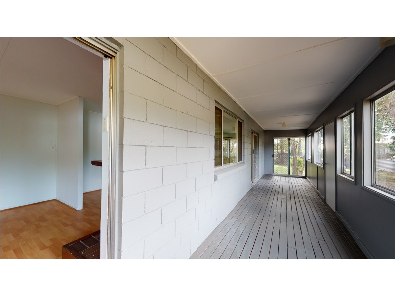 8 Canterbury Lane, Bethania QLD 4205