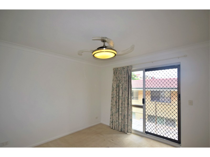 1/32 Mansfield Street, Coorparoo QLD 4151
