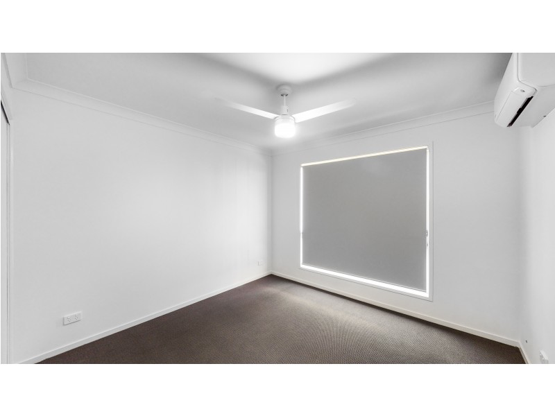 1/9 Mount Wheeler Street, Park Ridge QLD 4125