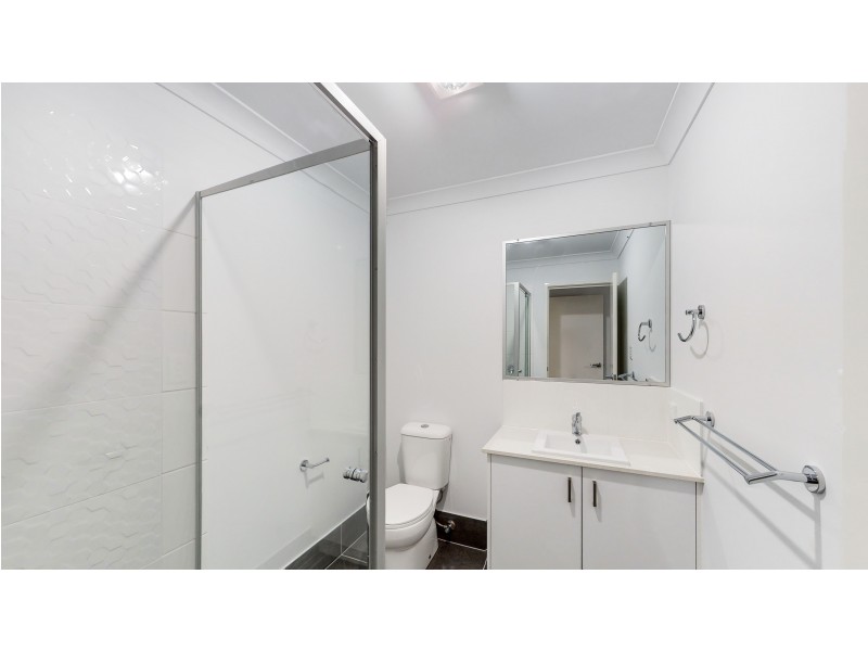 1/9 Mount Wheeler Street, Park Ridge QLD 4125