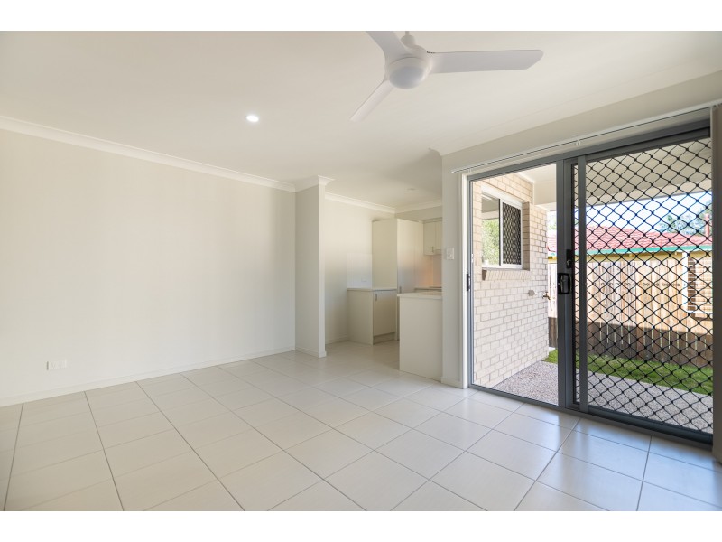1/13 Blue Gum Drive, Marsden QLD 4132