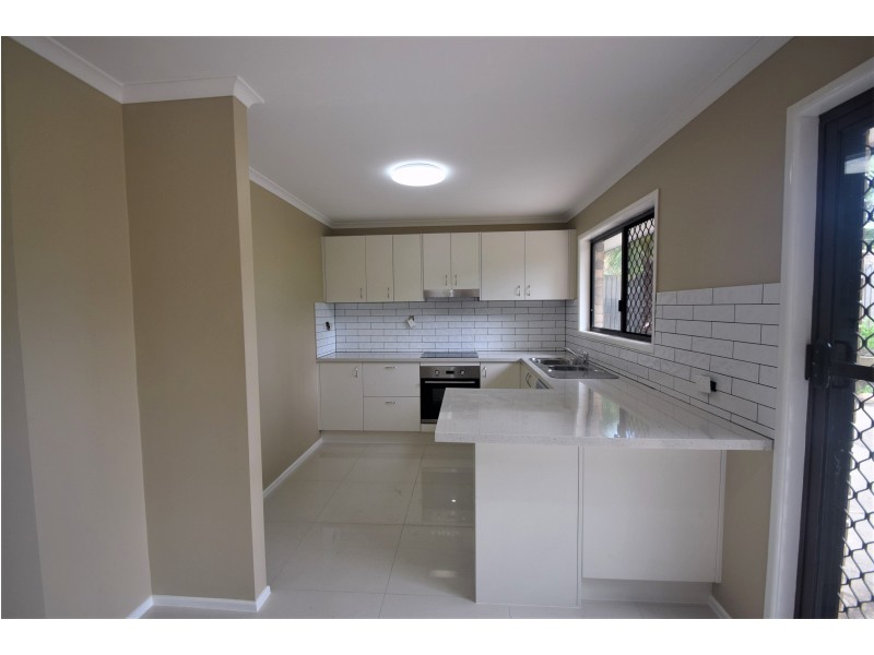 32 Erin Drive, Browns Plains QLD 4118