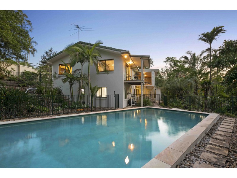 196 Bielby Road, Kenmore Hills QLD 4069