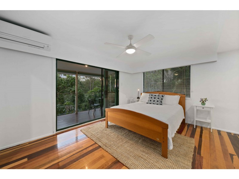 196 Bielby Road, Kenmore Hills QLD 4069