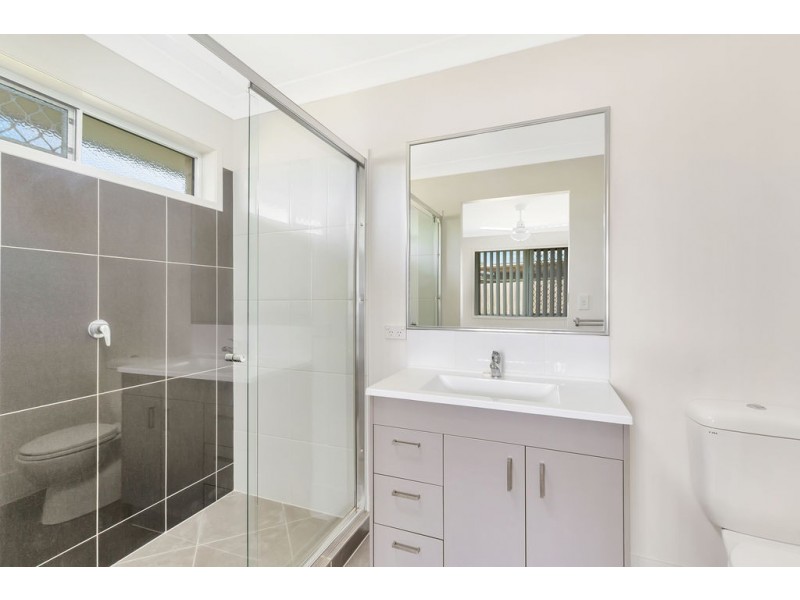 1/24 Stoneleigh Reserve Boulevard, Logan Reserve QLD 4133