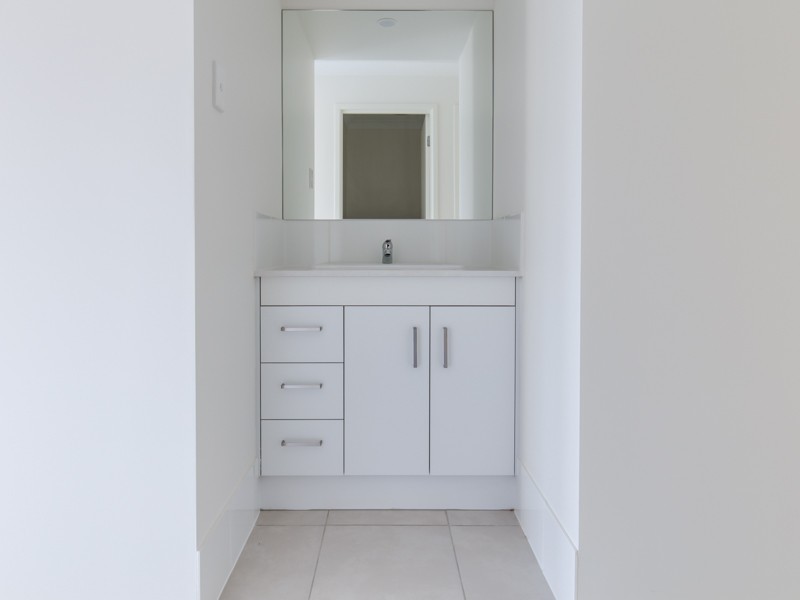 13 Sanctuary Place, Upper Kedron QLD 4055