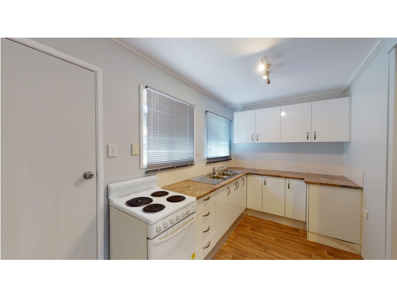 2/103a Maine Road, Clontarf QLD 4019