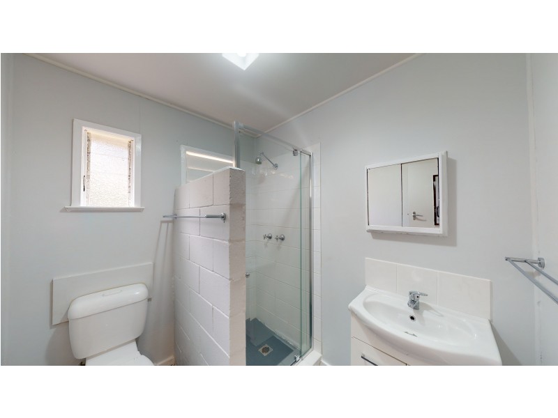 2/103a Maine Road, Clontarf QLD 4019