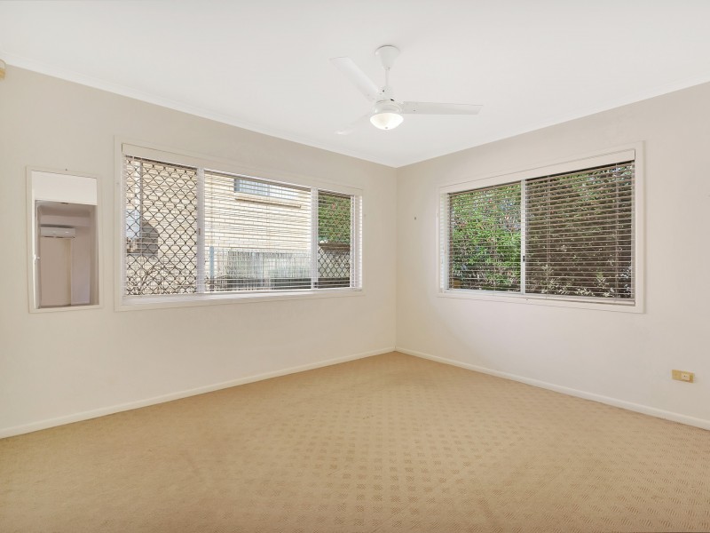 28 Woggle Street, Jamboree Heights QLD 4074