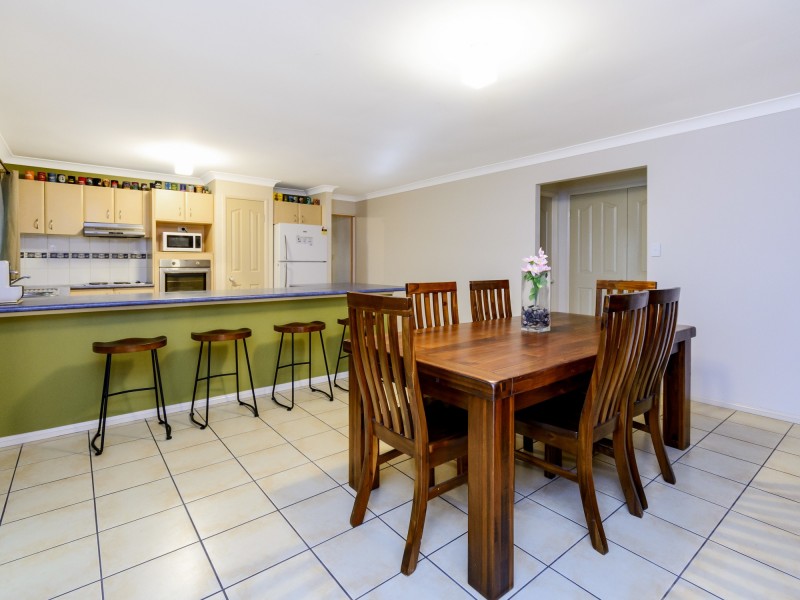 8 Dulwich Place, Forest Lake QLD 4078