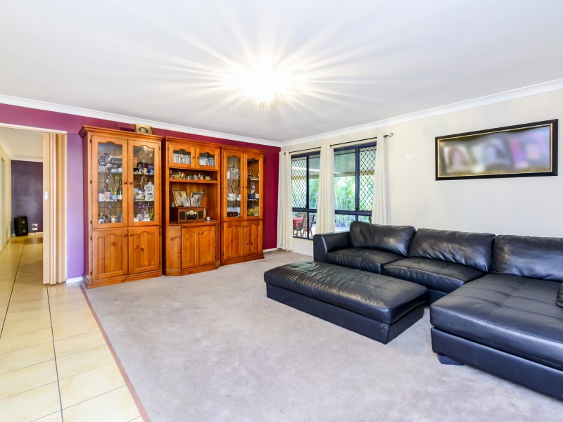 8 Dulwich Place, Forest Lake QLD 4078