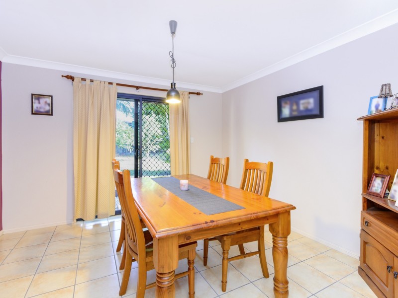 8 Dulwich Place, Forest Lake QLD 4078
