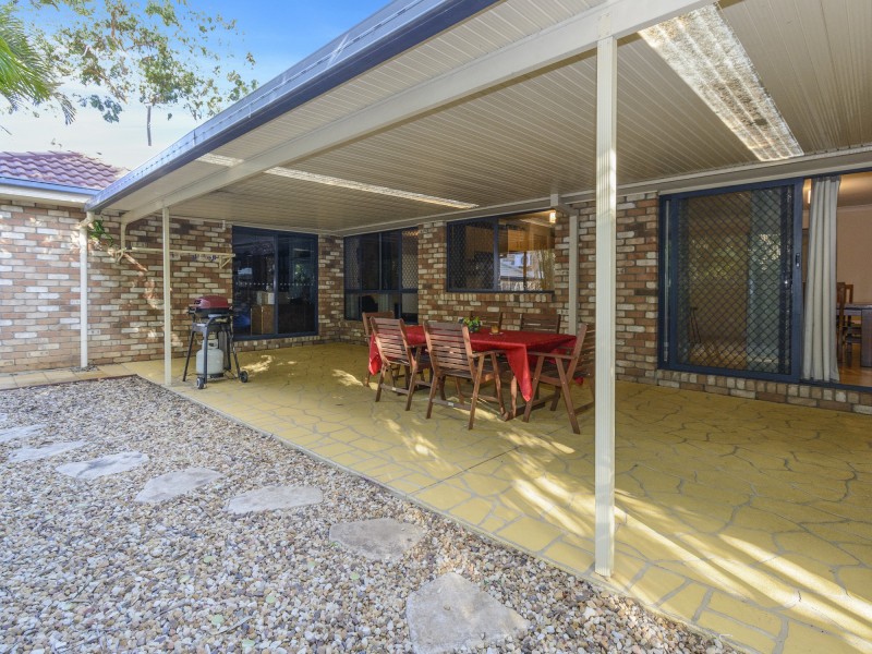 8 Dulwich Place, Forest Lake QLD 4078