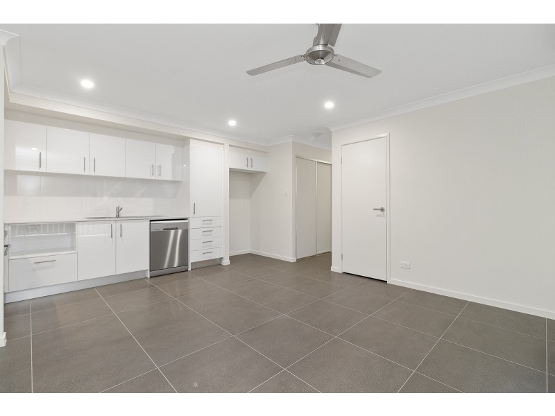 2/34 Weedbrook Street, Park Ridge QLD 4125