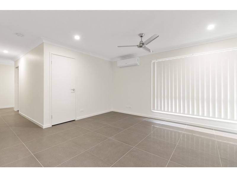 2/34 Weedbrook Street, Park Ridge QLD 4125