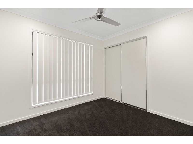 2/34 Weedbrook Street, Park Ridge QLD 4125