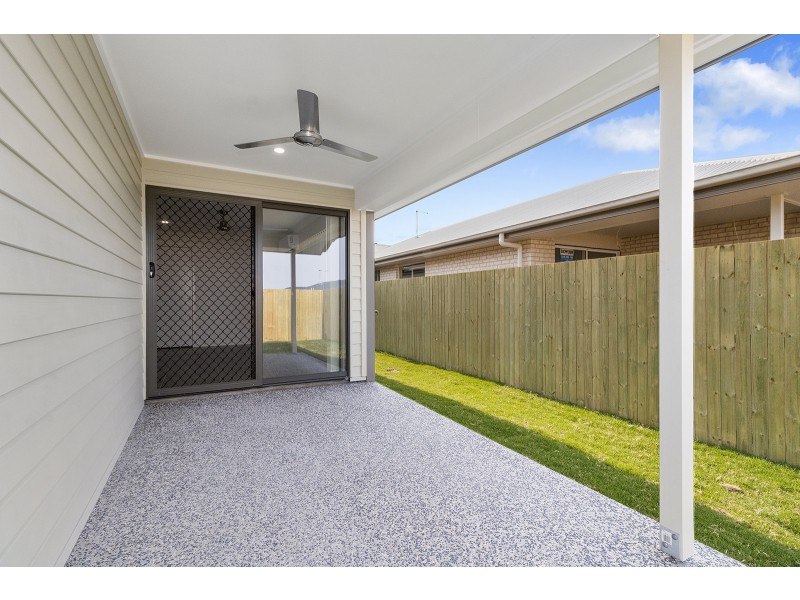 2/34 Weedbrook Street, Park Ridge QLD 4125