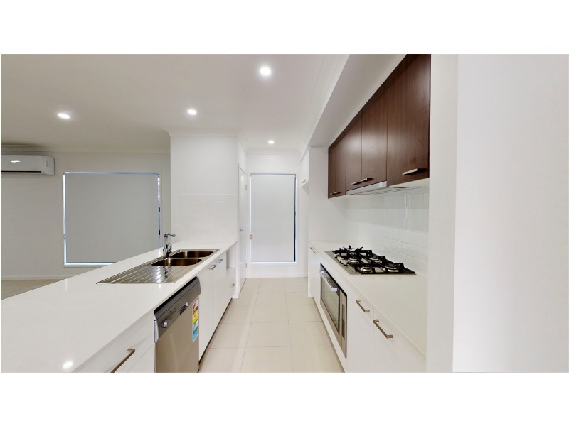 33  Bignell Circuit, Greenbank QLD 4124