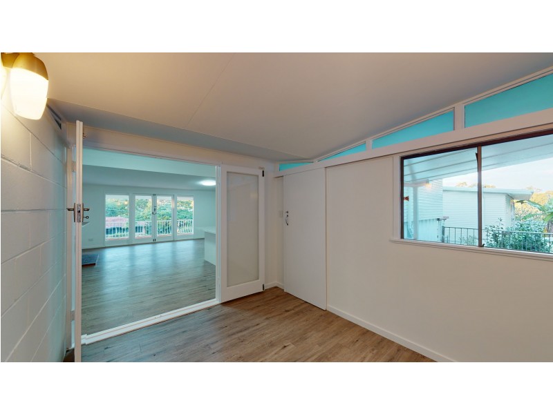 9 Fairholme Street, Kenmore QLD 4069