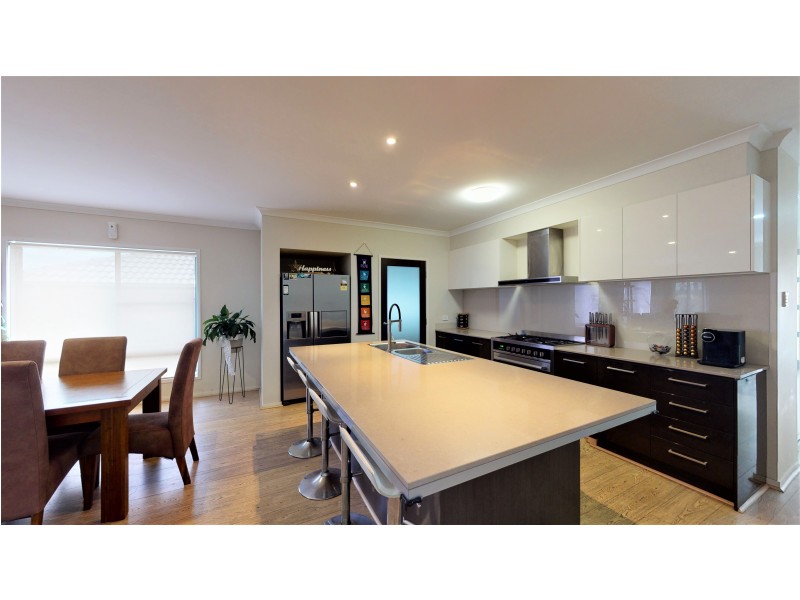 1 Bayleaf Street, Griffin QLD 4503