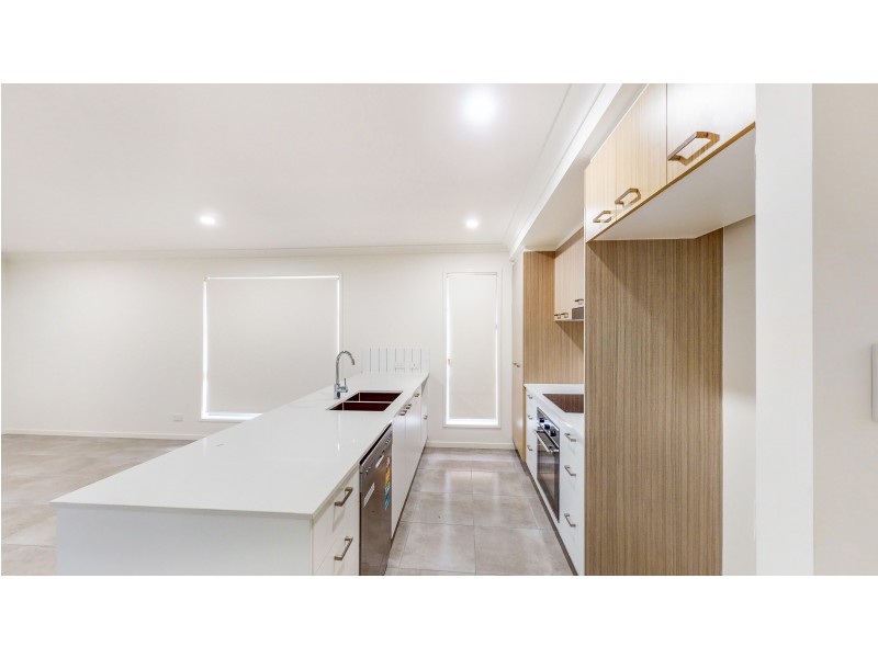 20  Nevada Road, Park Ridge QLD 4125