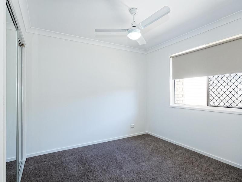 1 Jonathon Court, Flinders View QLD 4305
