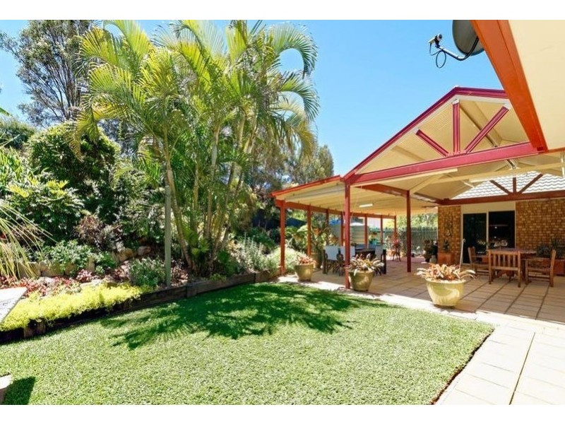 13 Vauton Court, Arana Hills QLD 4054