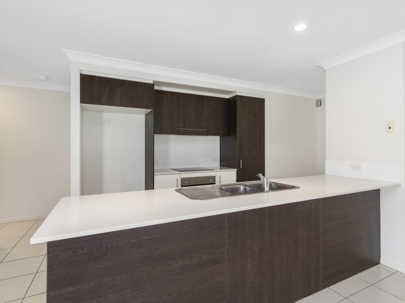 32 Blackwell Street, Hillcrest QLD 4118