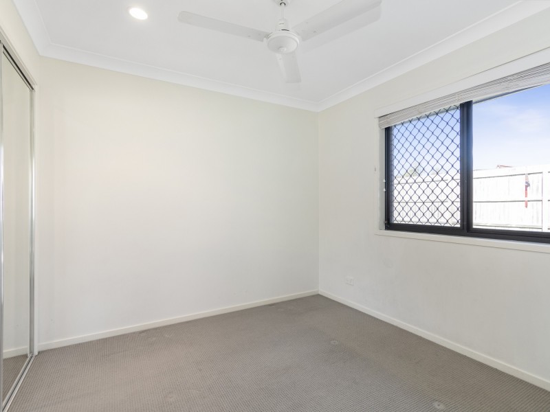 32 Blackwell Street, Hillcrest QLD 4118