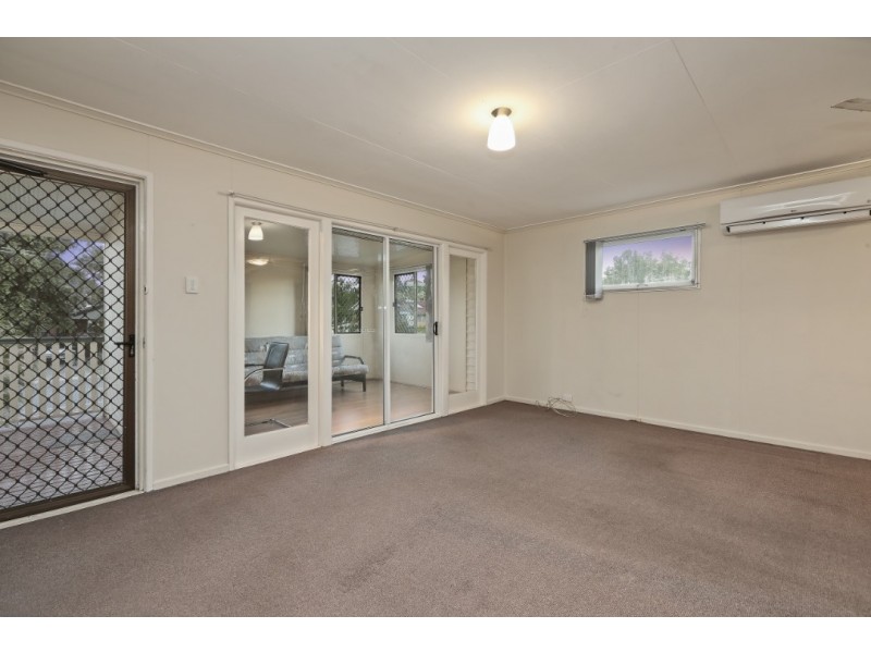 12 Jean Street, Woodridge QLD 4114