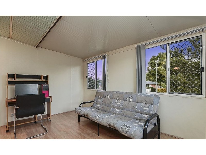 12 Jean Street, Woodridge QLD 4114