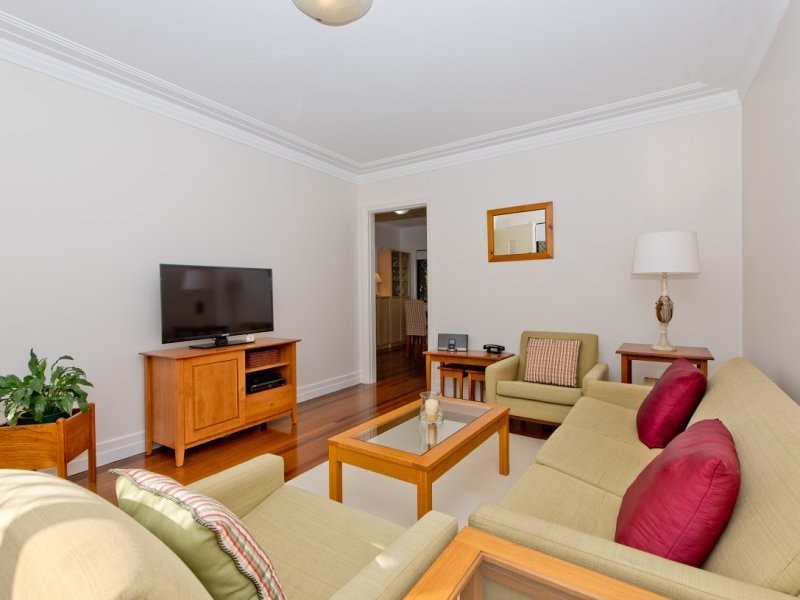 32 Thuruna Street, Stafford QLD 4053