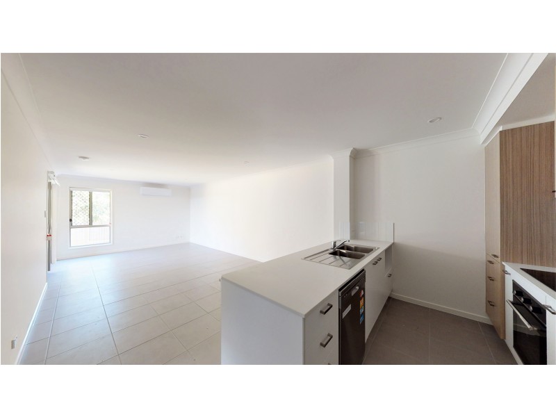 1/29 Farmer Place, Park Ridge QLD 4125