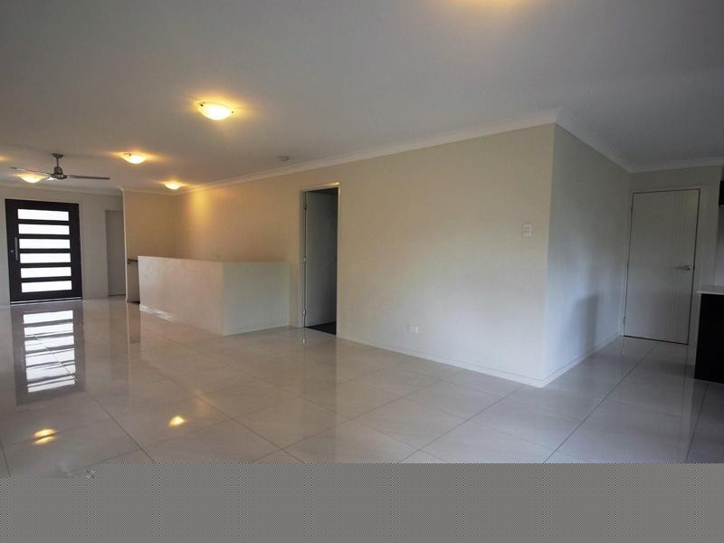 23/44 Scoparia Drive, Brookwater QLD 4300