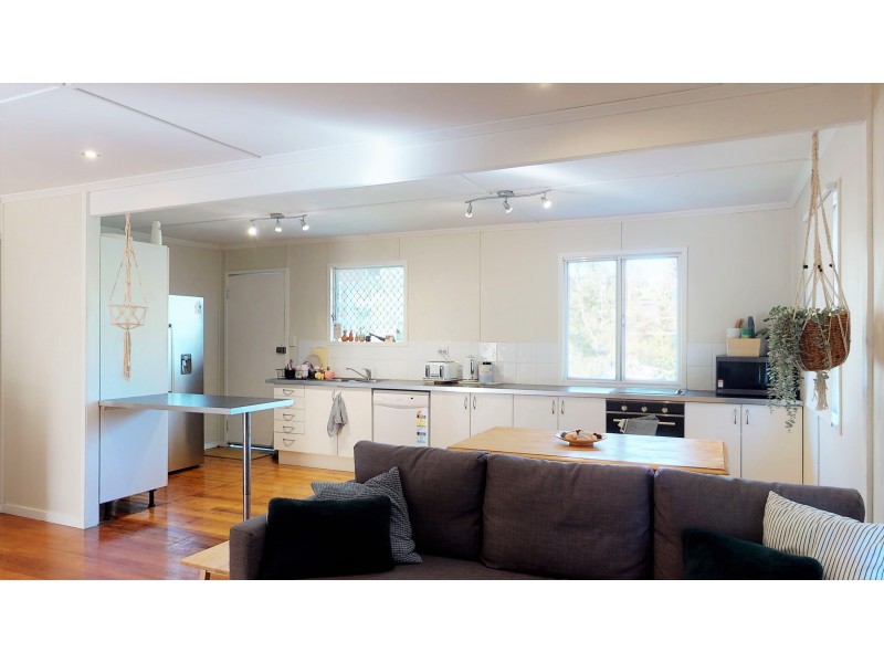32 Newman Street, Gailes QLD 4300