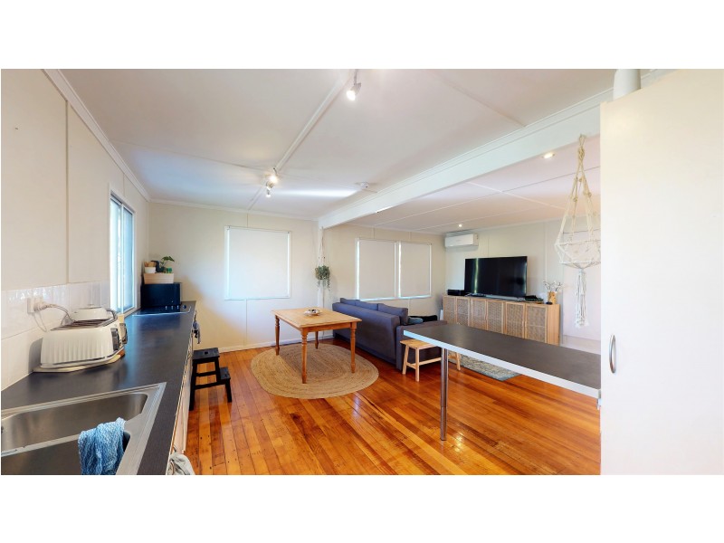 32 Newman Street, Gailes QLD 4300