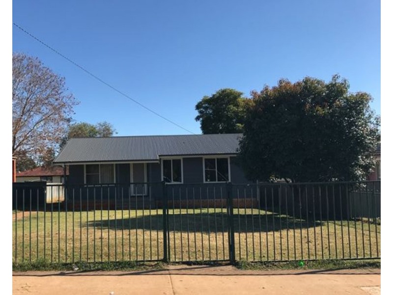 9 Braun Avenue, Dubbo NSW 2830