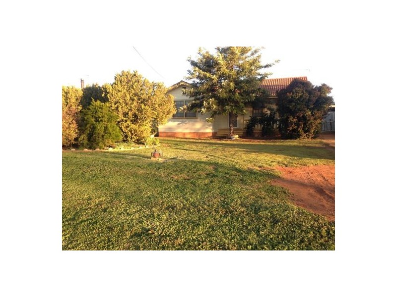 104 Yaruga Street, Dubbo NSW 2830